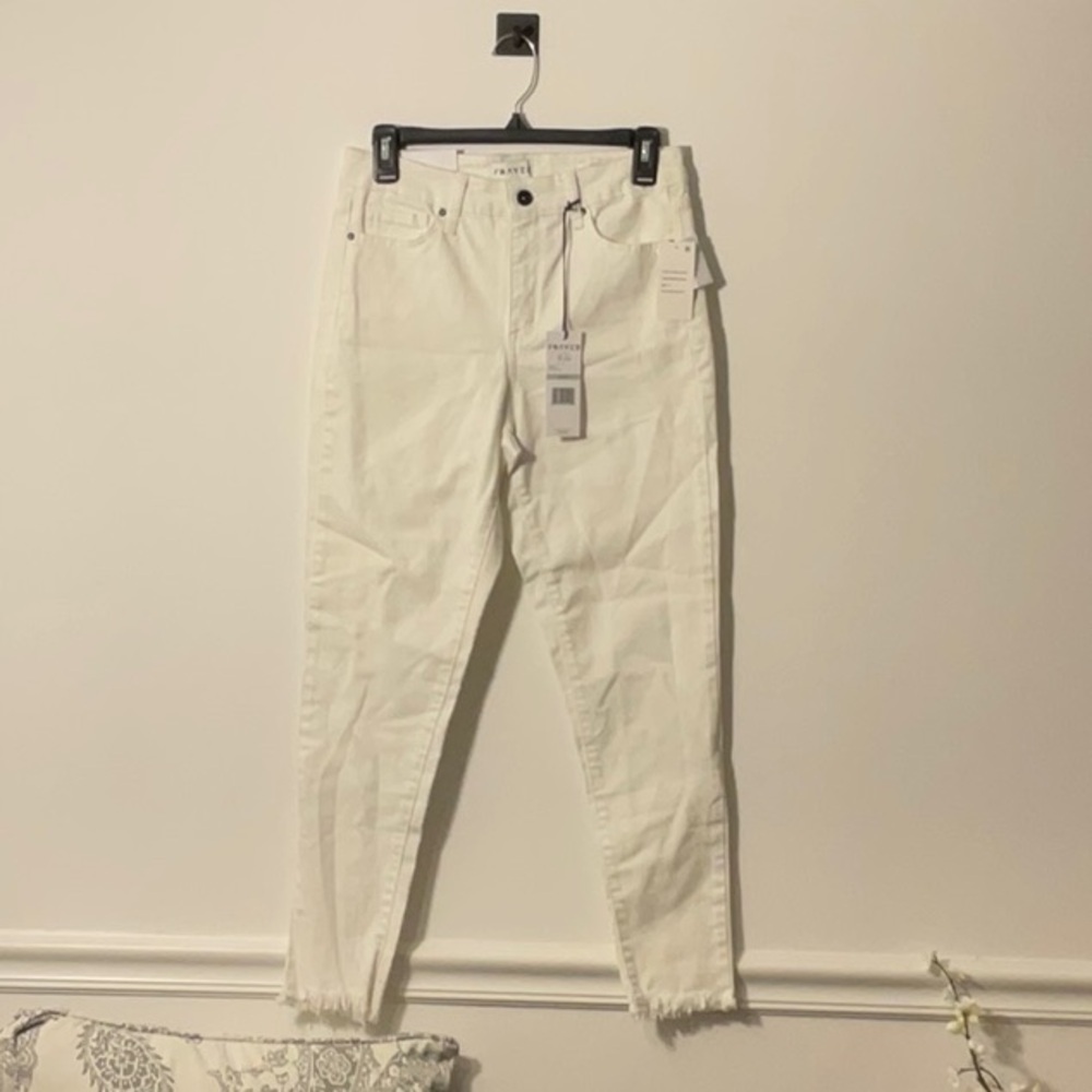 Elegant White Ankle Jeans